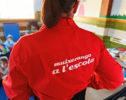 Jaqueta de Muixeranga a l'escola